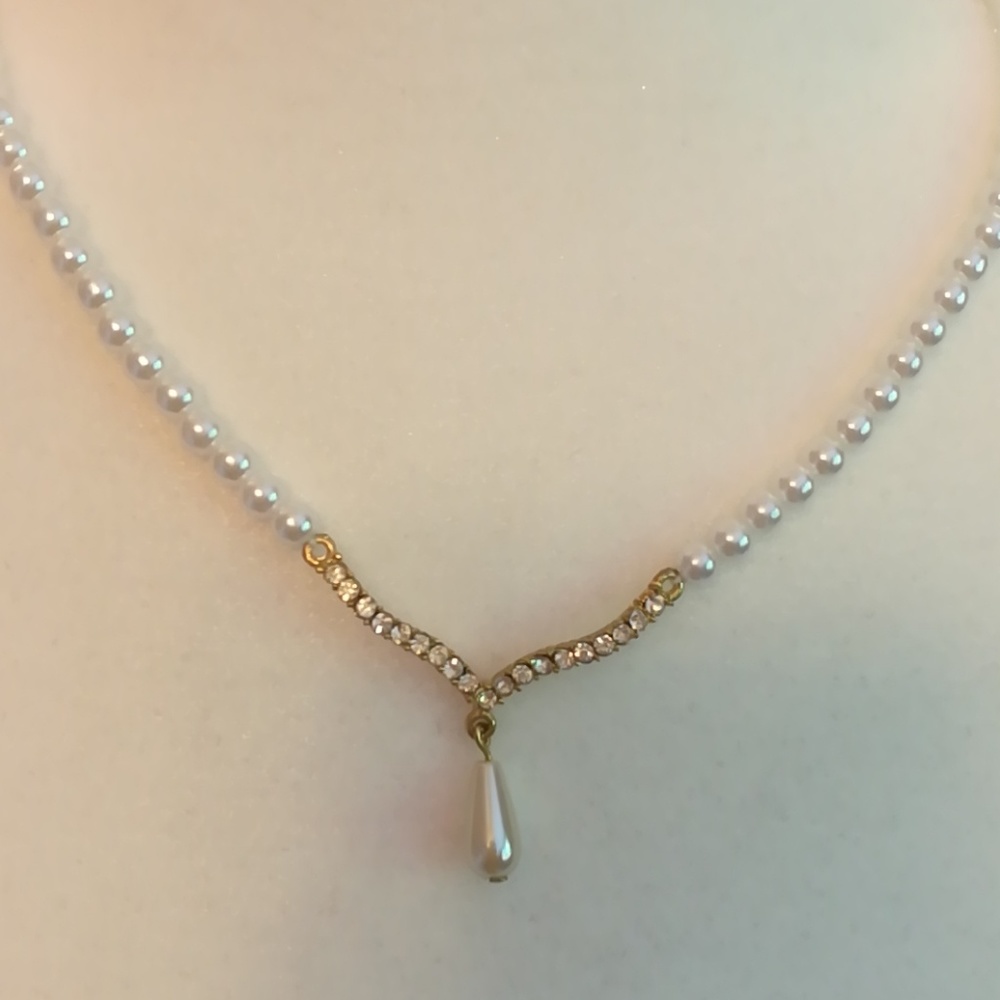 Vintage Faux Pearl Necklace
